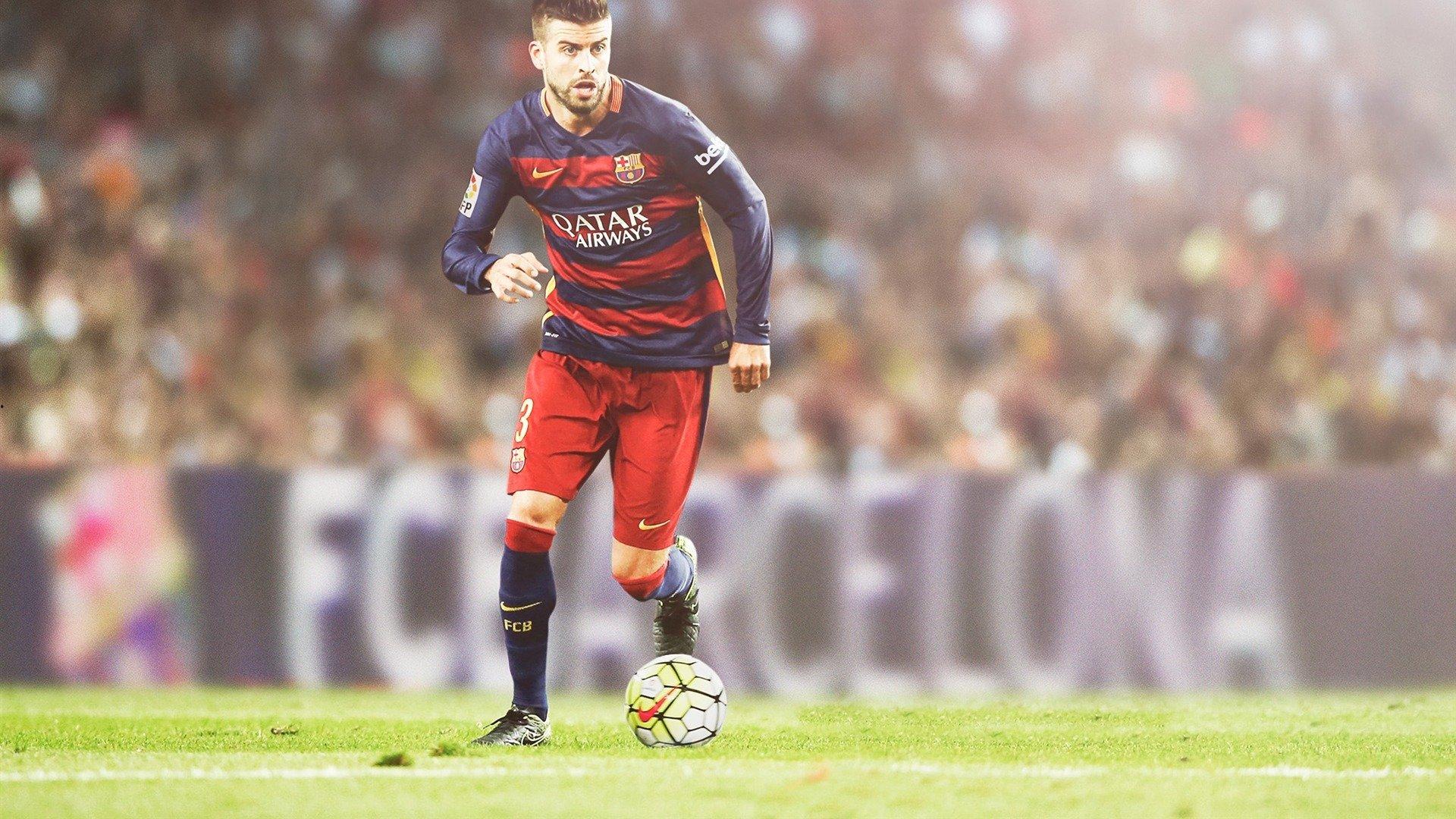 侯森强调全队保持专注，绿茵场无闲人，每一刻都需拼尽全力