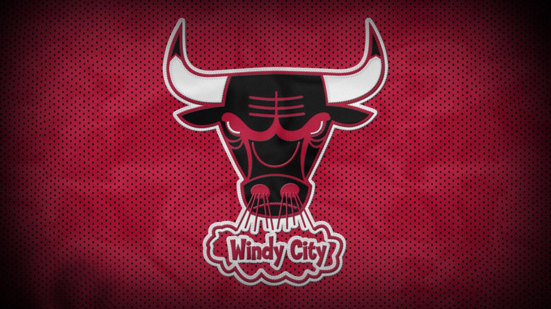 国米防线博弈升级，罗马诺曝蓝黑军团强硬回应新月引援请求